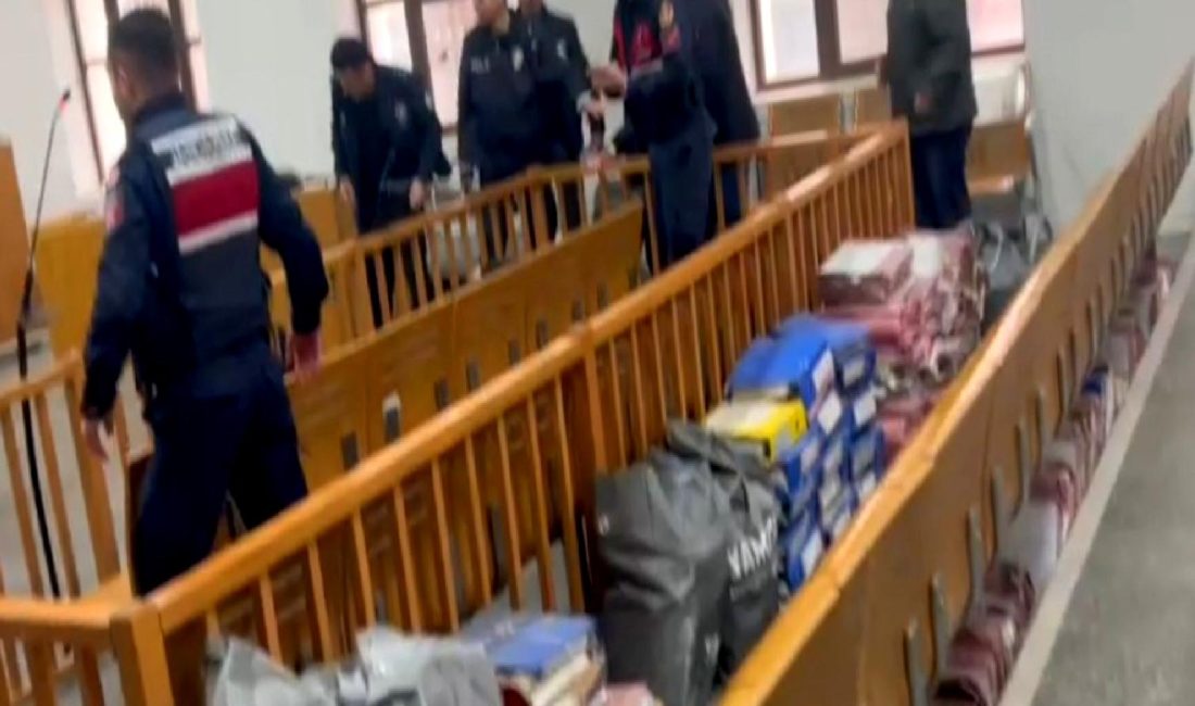 Bursa’da Duruşma Salonunda Silahlı Saldırı: Uzman Er Şehit Oldu Bursa'da bir duruşma salonunda gerçekleşen silahlı saldırıda, uzman er hayatını