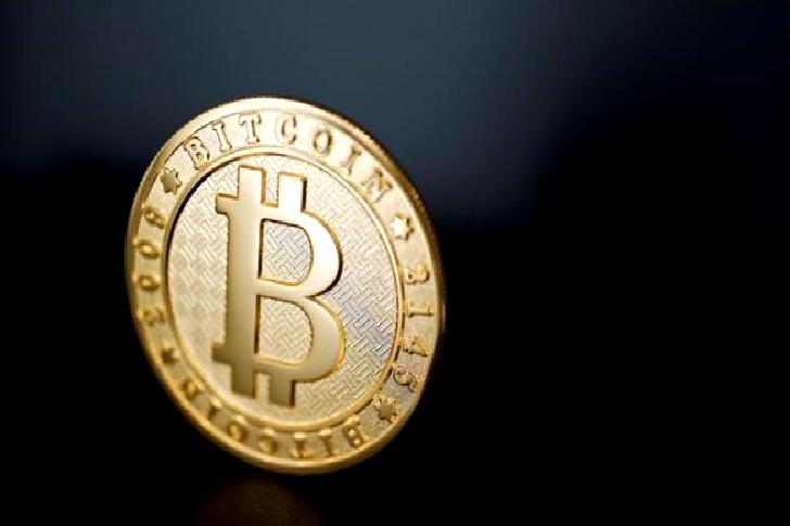 Cathie Wood'un Bitcoin ve birleşme konusundaki öngörüleri, yatırımcılar için büyük