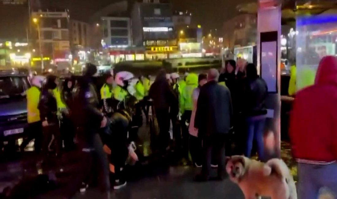 Çekmeköy’de Alkollü Sürücü Kazaya Neden Oldu Çekmeköy'de meydana gelen kazada alkollü sürücünün neden olduğu olay, sürücü