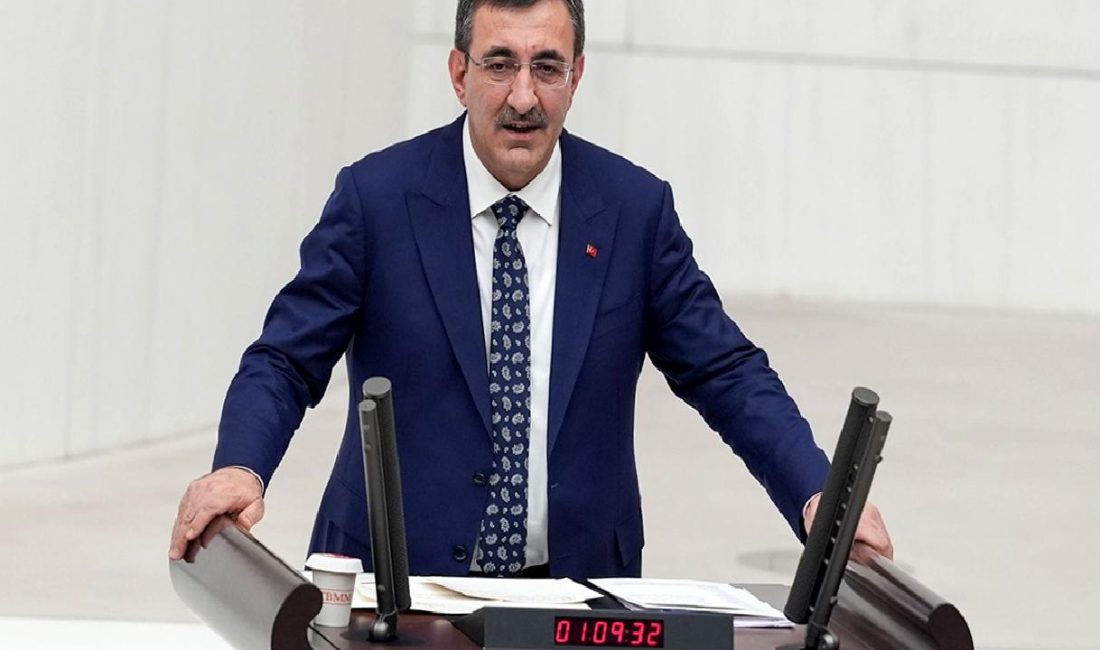 Cevdet Yılmaz, enflasyonla mücadele ve asgari ücret konularında yaptığı açıklamalarla