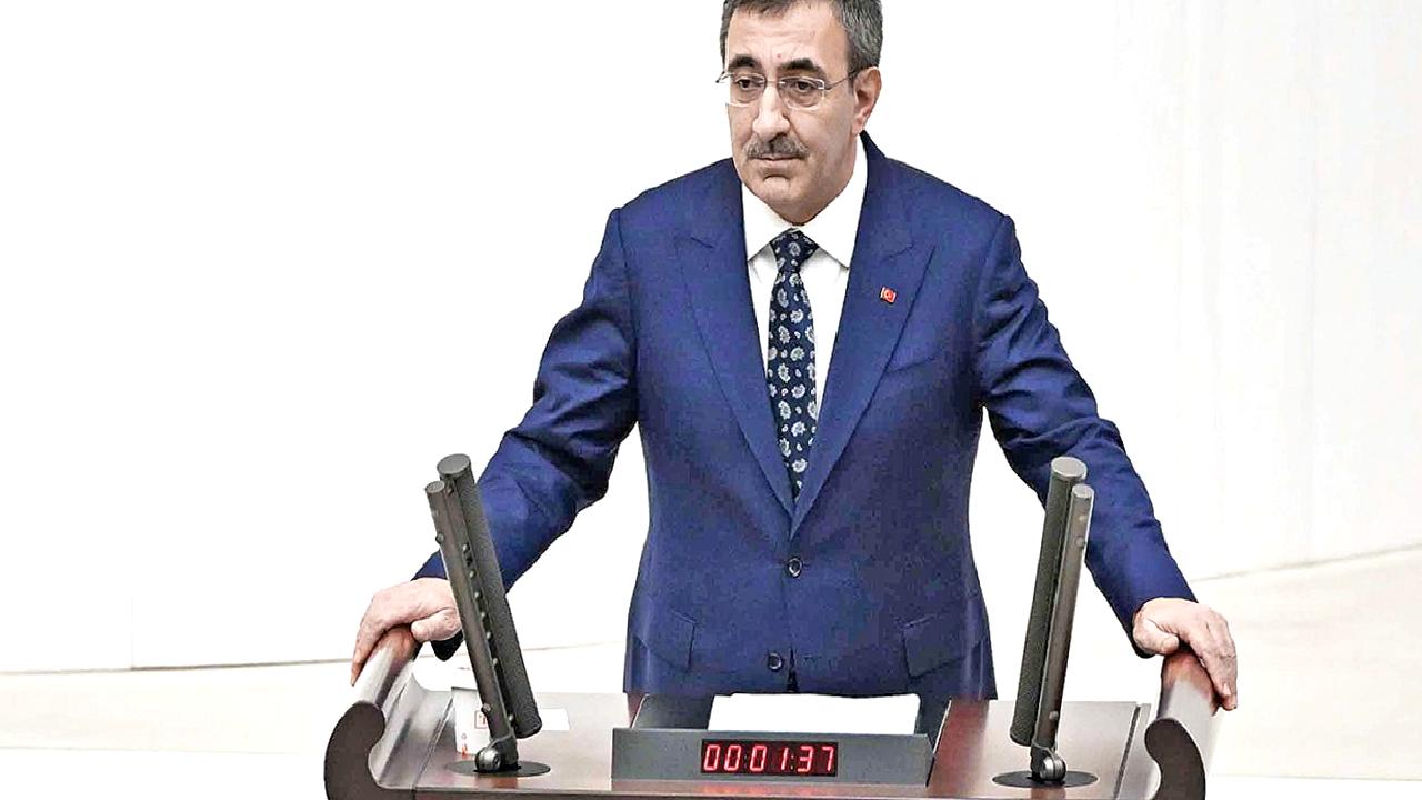 Cevdet Yılmaz'ın 2025 yılı bütçe açıklamaları, ekonomik hedefler, kamu harcamaları