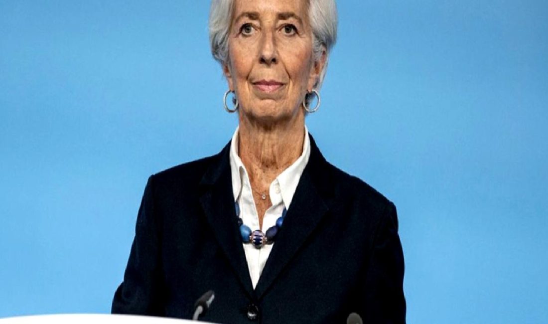 Christine Lagarde, Avrupa Merkez Bankası'nın (ECB) faiz indirimine dair önemli