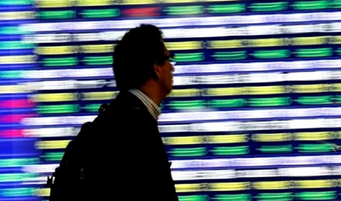 Çin ekonomisinin 2024 yılına girişini keşfedin. Ekonomik büyüme, ticaret politikaları