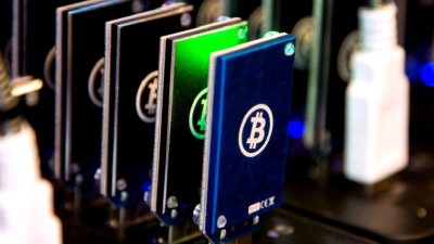 Coinbase yöneticisi, kripto düzenlemeleri üzerine öngörülerde bulunuyor. Sektörün geleceği, yasaların