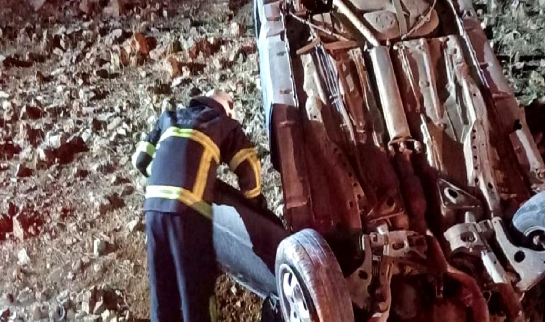 Derik’te Trafik Kazası: 7 Yaralı Derik'te meydana gelen trafik kazasında 7 kişi yaralandı. Olayın detayları,