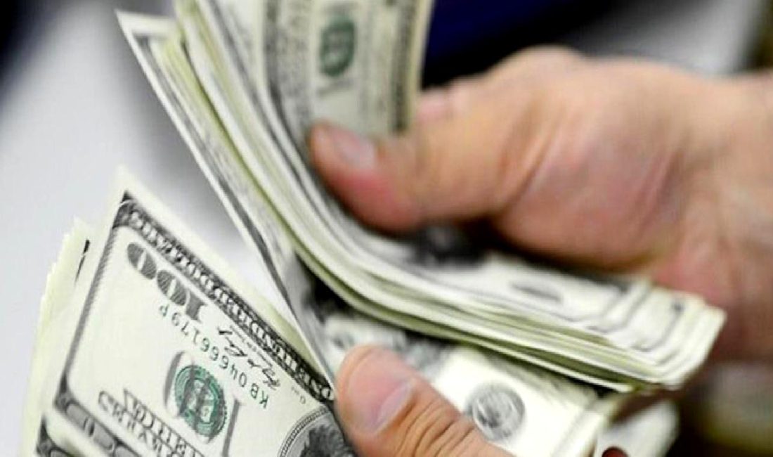 Döviz kurları ve altın fiyatlarındaki güncel dalgalanmaları keşfedin. Piyasalardaki değişikliklerin