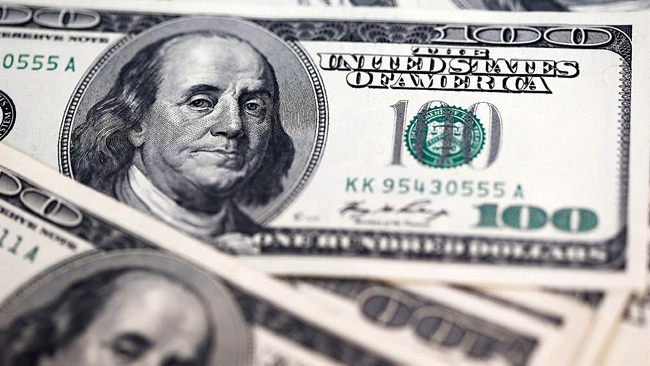 Döviz kurları ve altın fiyatlarındaki güncel gelişmeleri keşfedin. Piyasalardaki dalgalanmalar,