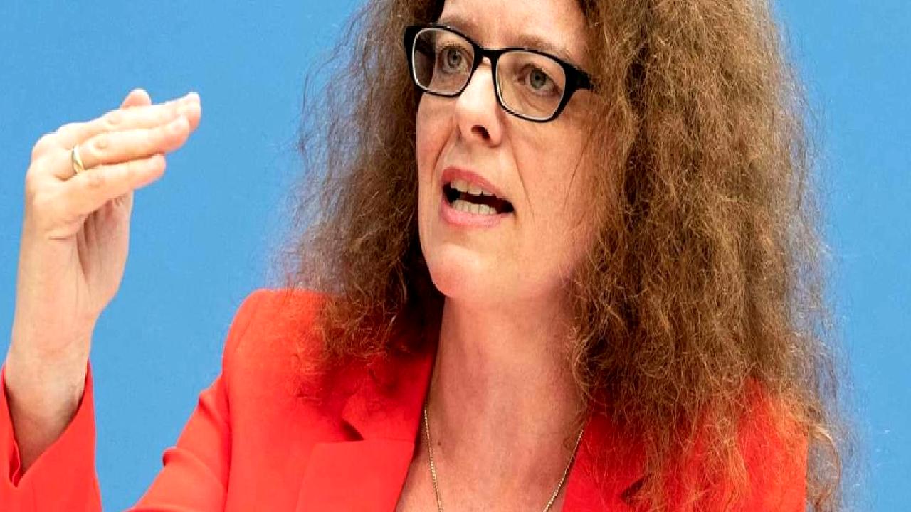 ECB'nin faiz indirimlerinin enflasyon üzerindeki etkilerini derinlemesine analiz ediyoruz. Ekonomik