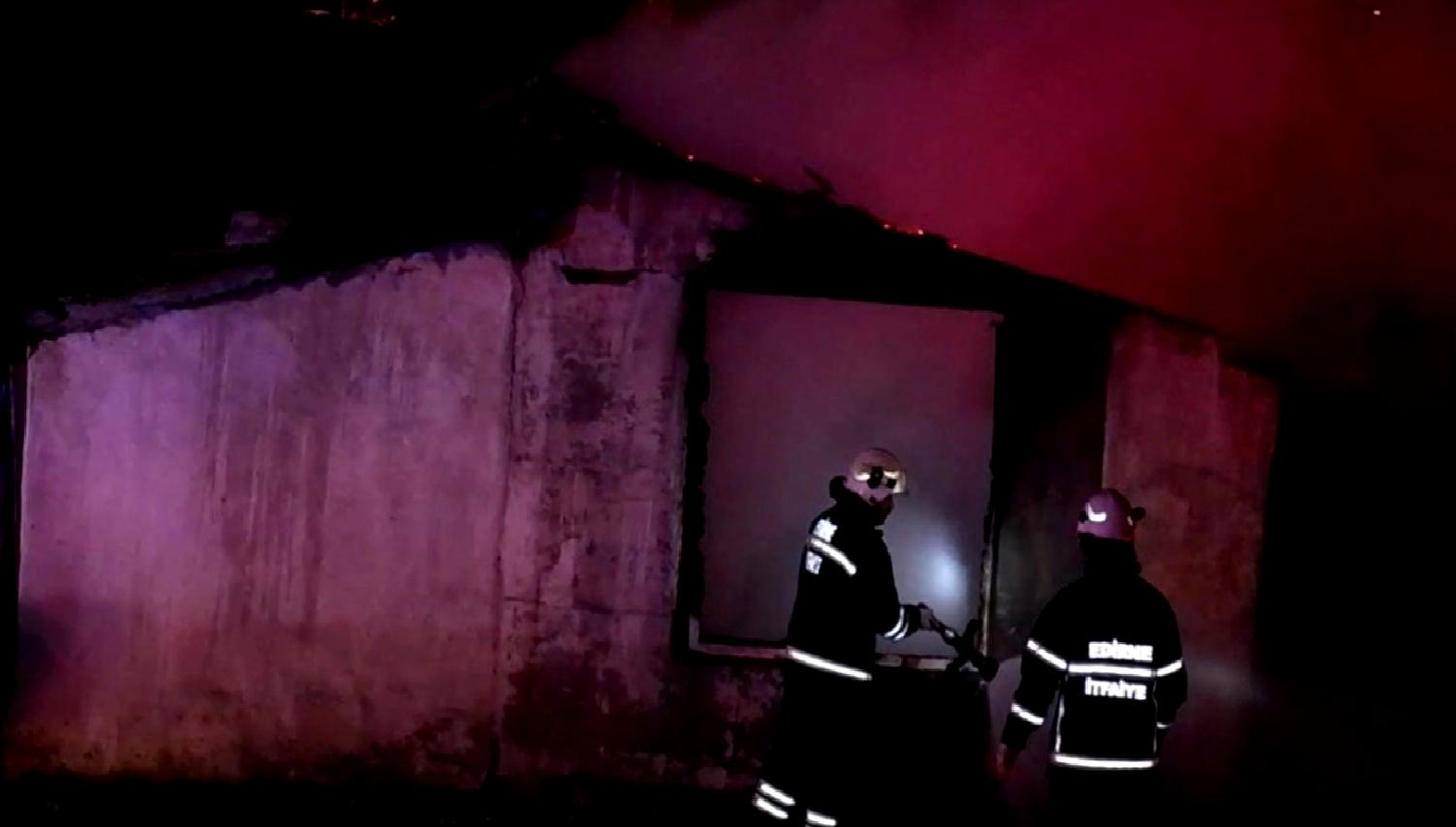 Edirne'de bir barakada çıkan yangında Kenan T. başarılı bir şekilde