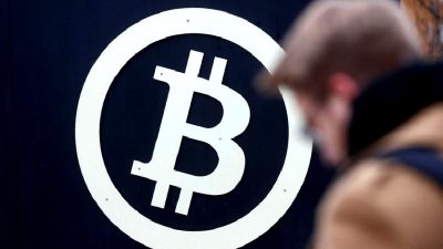 EOS piyasa performansı ve kripto para piyasalarındaki genel durumu keşfedin.