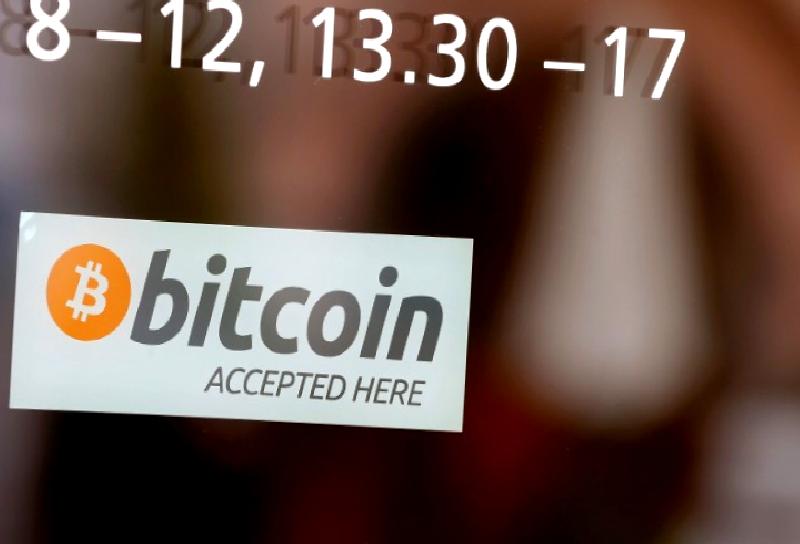 Ethereum piyasa analizi ile kripto para durumunu keşfedin. Fiyat trendleri,