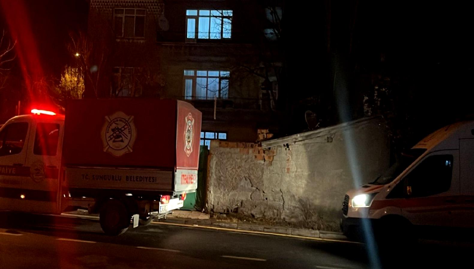 Fatih Mahallesi'nde yaşayan 95 yaşındaki Bekir Gedik'in trajik ölümü, mahallede