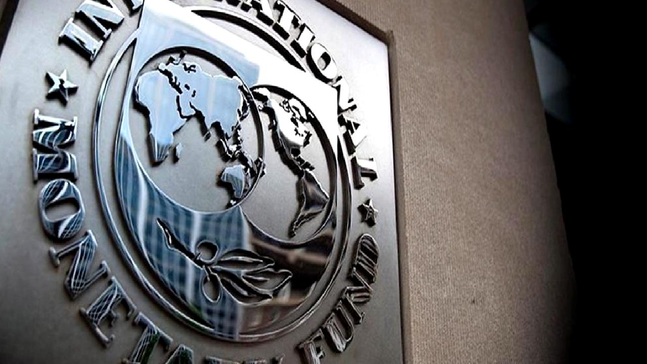 Fed'in ekonomik görünümü ve enflasyon üzerindeki etkileri hakkında detaylı analizler.