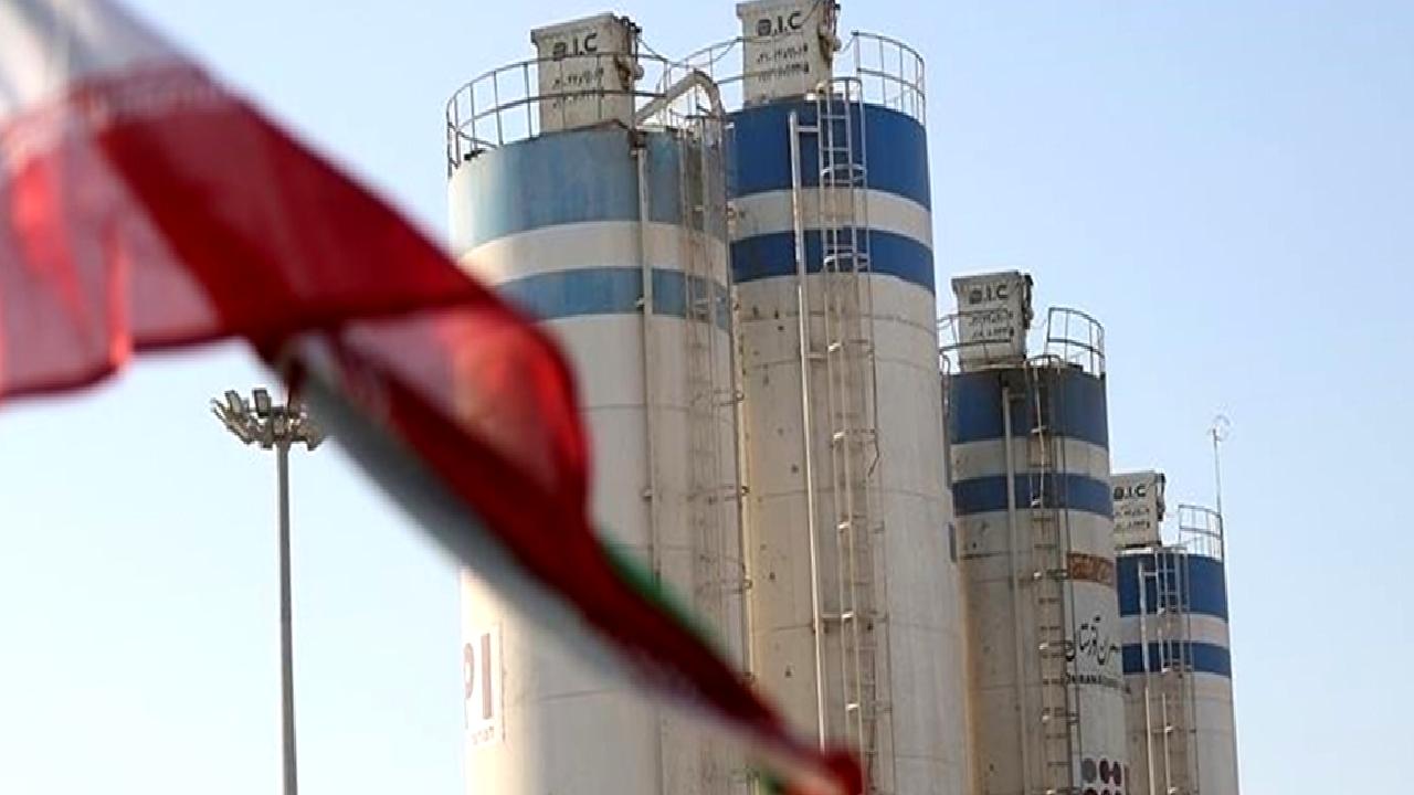 Fransa, Almanya ve İngiltere, İran'ın nükleer programına dair sert tepkilerini