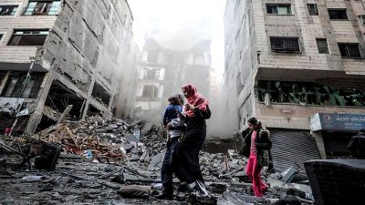 Gazze'deki son gelişmeler endişe verici. Saldırılarda hayatını kaybedenlerin sayısı 44,976'ya