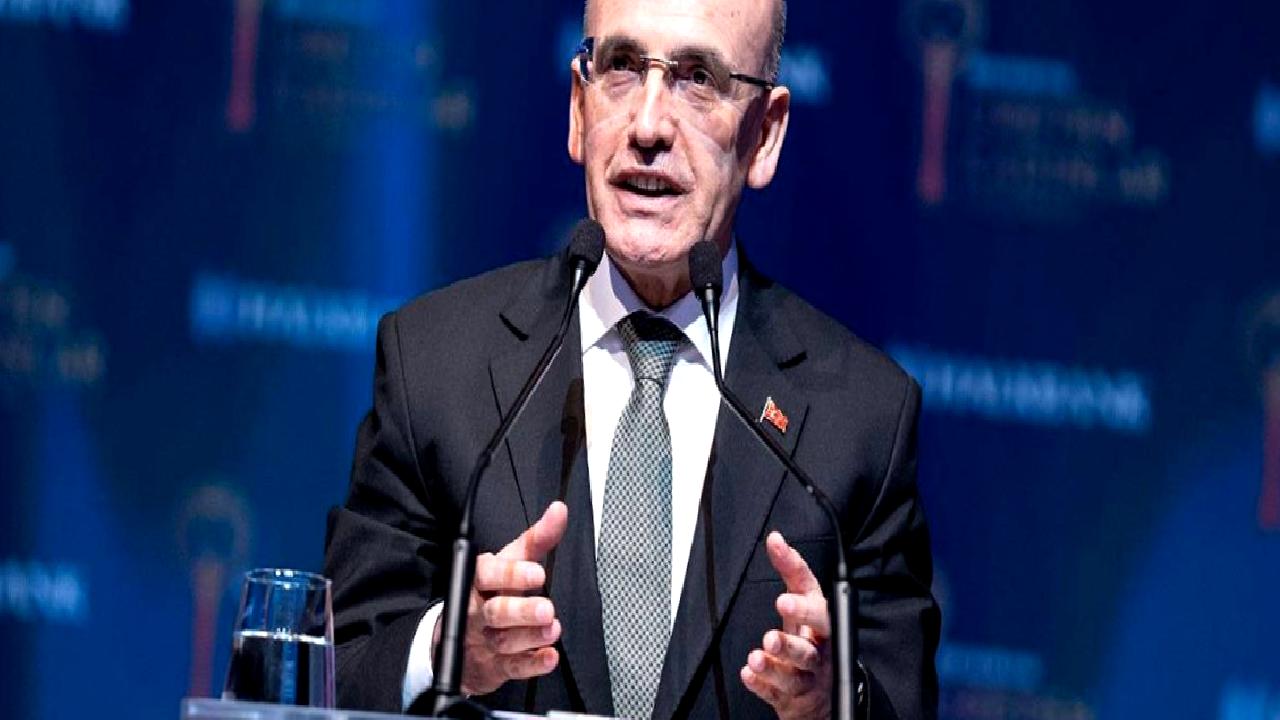 Halkbank Gençİz Zirvesi'nde gençler için finansal okuryazarlık eğitimi fırsatını kaçırmayın!