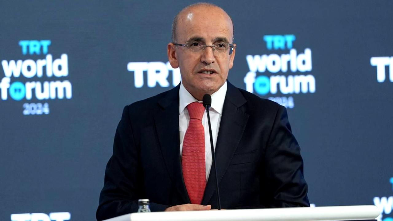 Hazine ve Maliye Bakanı Mehmet Şimşek, küresel ekonomik belirsizlikler üzerine