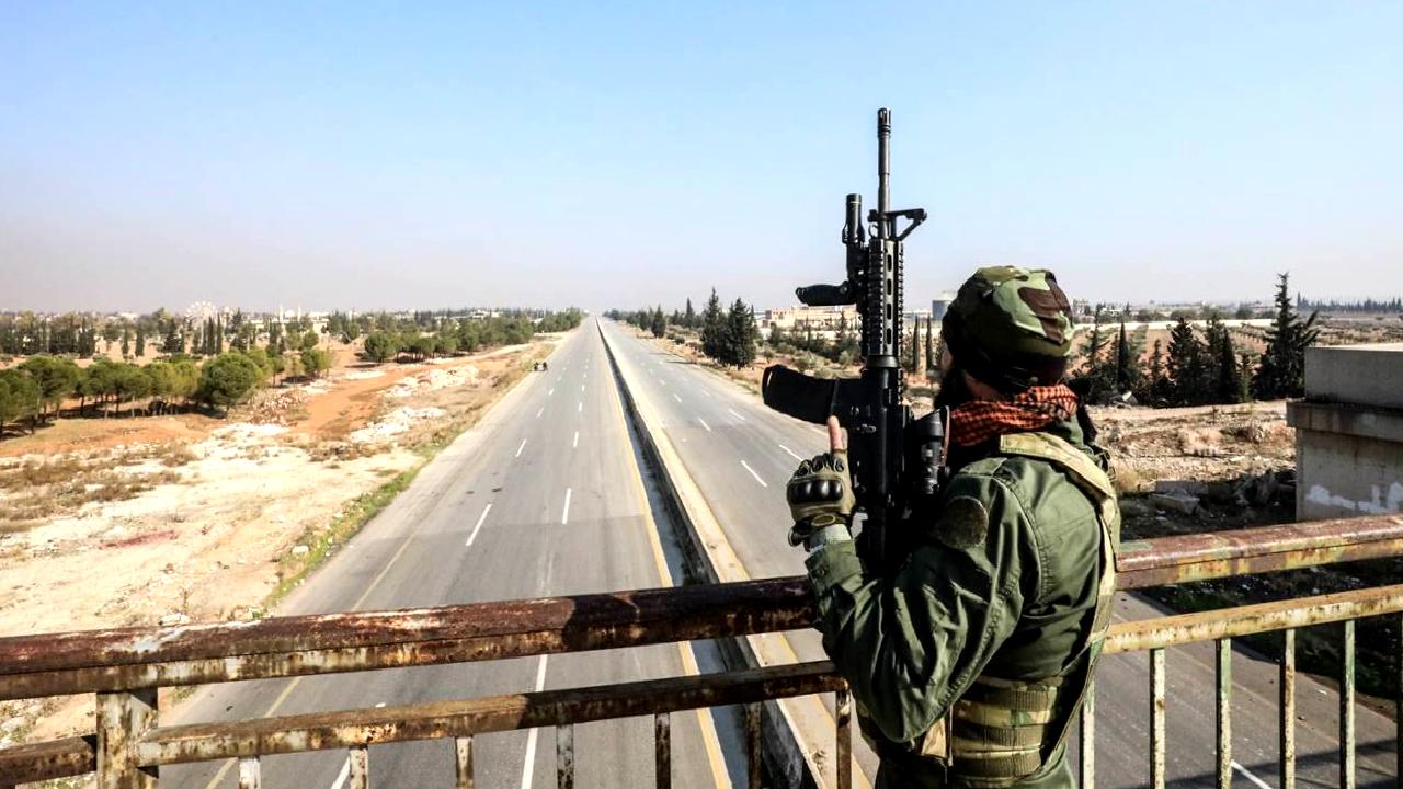 Heyet Tahrir eş-Şam'ın Halep ve İdlib'deki askeri başarılarını keşfedin. Bölgedeki