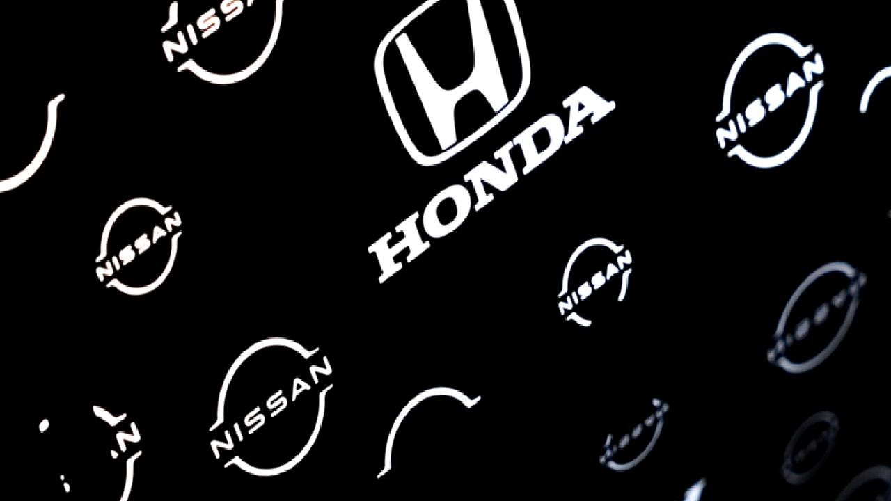 Honda ve Nissan arasında olası bir birleşme görüşmelerini keşfedin. Bu