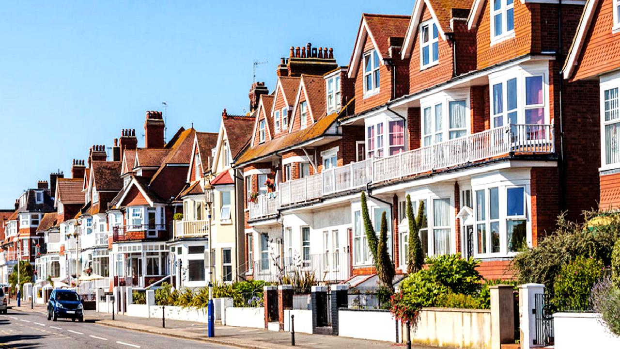 İngiltere emlak pazarında hızlanan satışlar ve damga vergisinin etkileri üzerine