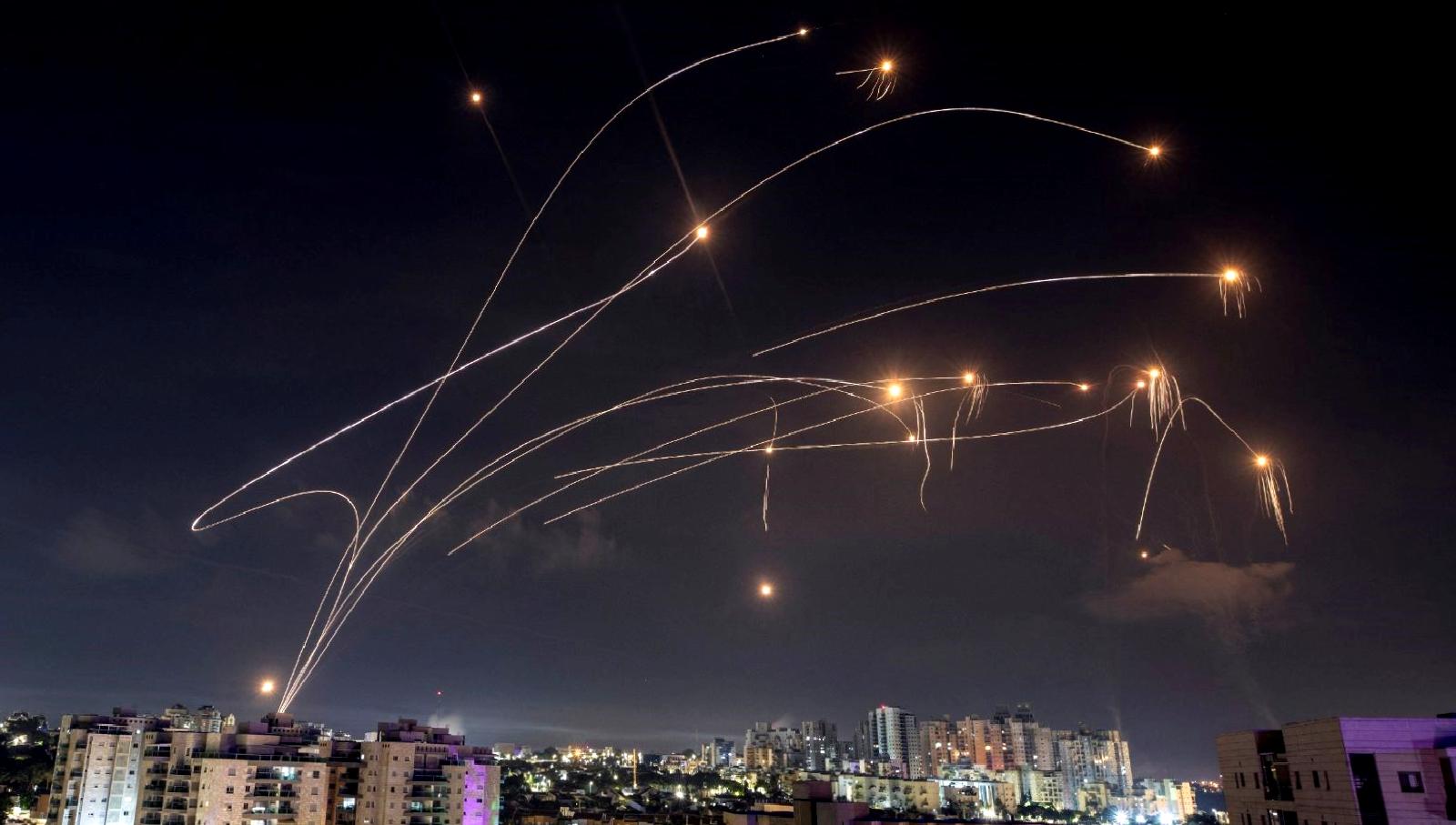 İsrail Ordusu, Yemen'den atılan füzelerle ilgili önemli açıklamalarda bulundu. Bu