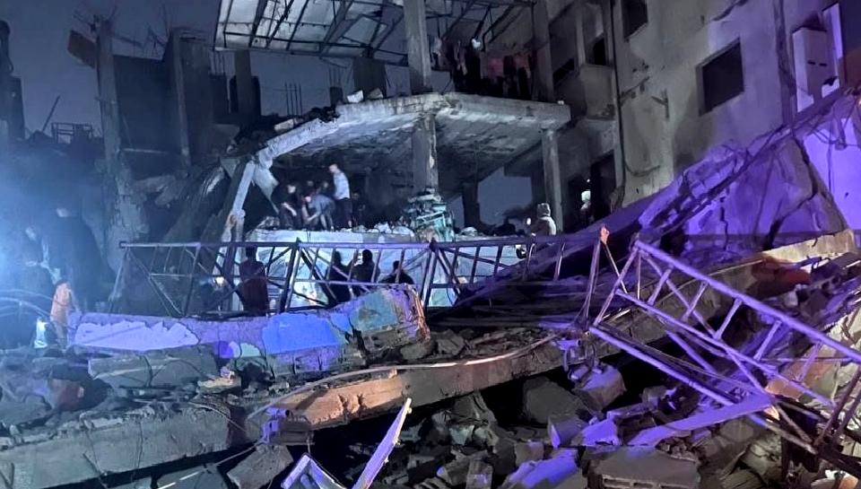 İsrail'in Gazze'ye düzenlediği saldırılar sonucunda 25 kişi hayatını kaybetti, 40