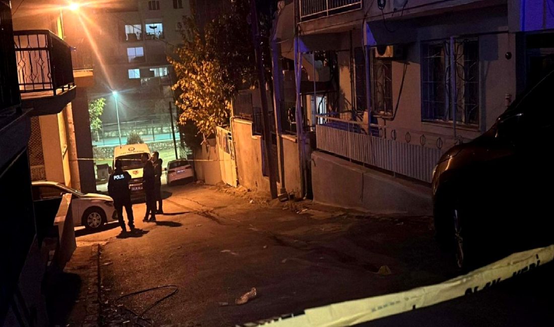 İzmir'de genç bir adamın terastan düşerek hayatını kaybetmesi, şehrin gündemine