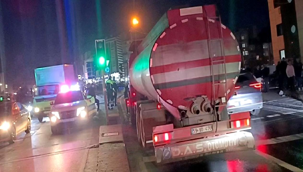 Karayollarında meydana gelen feci bir kazada bir yaya hayatını kaybetti.