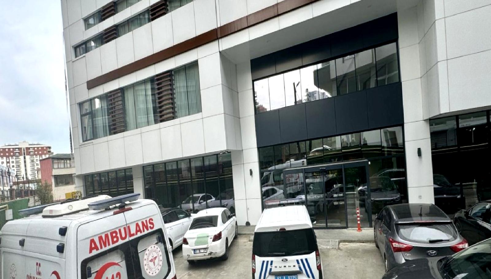 Kaşüstü Mahallesi'nde gerçekleşen silahlı olayda bir kişi hayatını kaybetti. Olayın