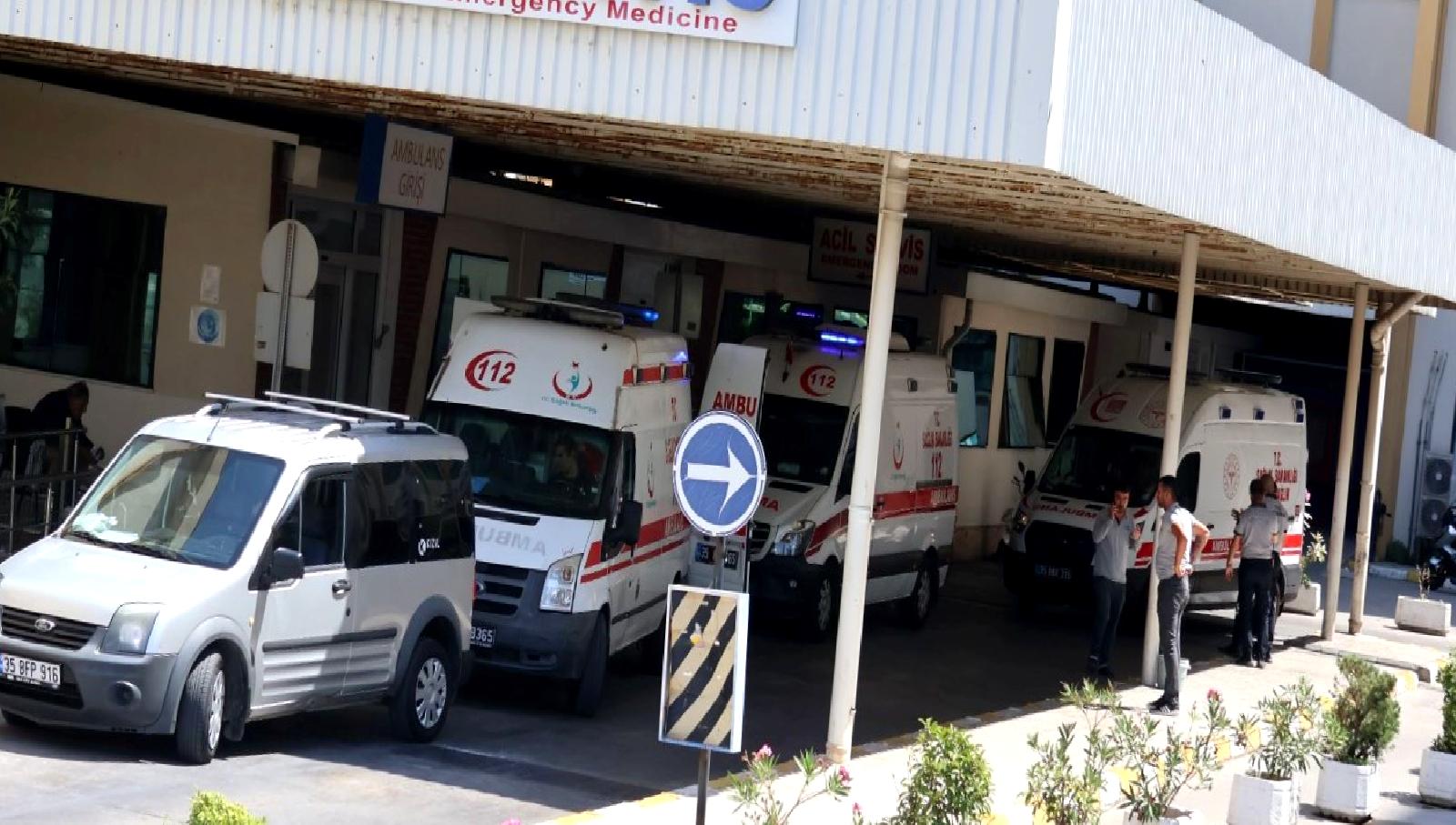 Konak'ta meydana gelen bıçaklama olayında bir genç adam hayatını kaybetti.