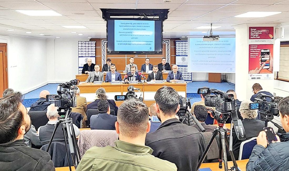 Konya Ticaret Odası Başkanı Selçuk Öztürk’ten 2024 Ekonomi Değerlendirmesi Konya Ticaret Odası Başkanı Selçuk Öztürk, 2024 yılı için ekonomik