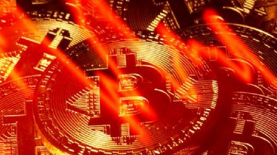 Kripto piyasasında ani düşüşler yaşanırken, Coinbase Premium'un yükselişi dikkat çekiyor.