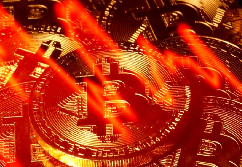 Kripto piyasasında ani düşüşler yaşanırken, Coinbase Premium'un yükselişi dikkat çekiyor.