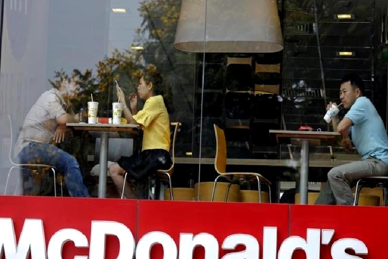 McDonald's, E. coli salgısını resmen sonlandırdığını açıkladı. Gıda güvenliği önlemlerini