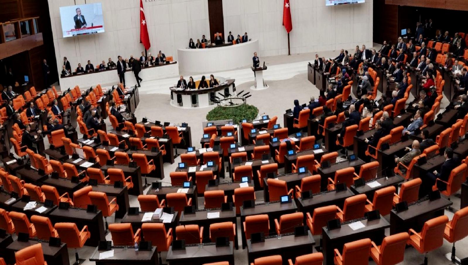 Meclis Genel Kurulu'nda, ülkenin ekonomik geleceğini şekillendiren bütçe görüşmeleri ve