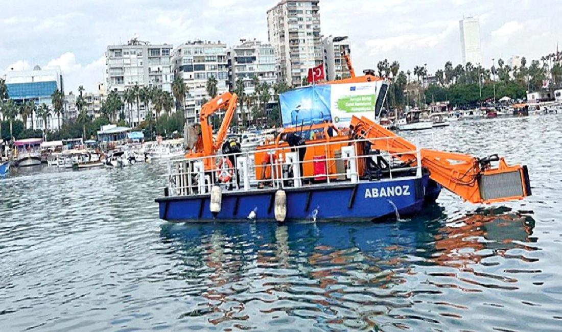 Mersin’de Deniz Kirliliği ve İklim Değişikliği Uyarıları Mersin'de deniz kirliliği ve iklim değişikliği uyarıları, bölgenin ekosistemine ve