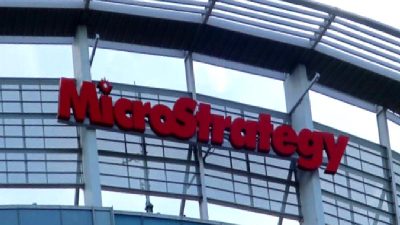 MicroStrategy, dijital varlık yatırımlarını 42 milyar dolara çıkarma planını açıklıyor.