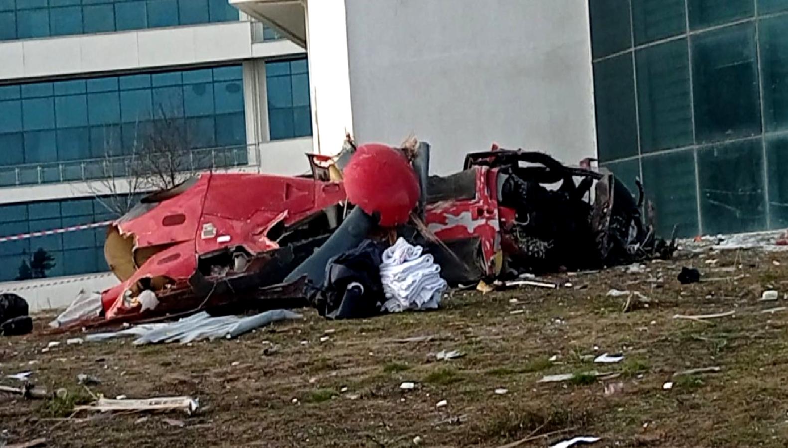 Muğla'da meydana gelen ambulans helikopter kazasında 4 kişi hayatını kaybetti.