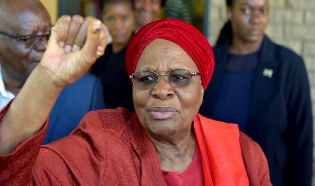 Namibya’da Nandi-Ndaitwah İlk Kadın Cumhurbaşkanı Seçildi Namibya, tarihi bir anı daha geride bırakarak Nandi-Ndaitwah'ı ilk kadın