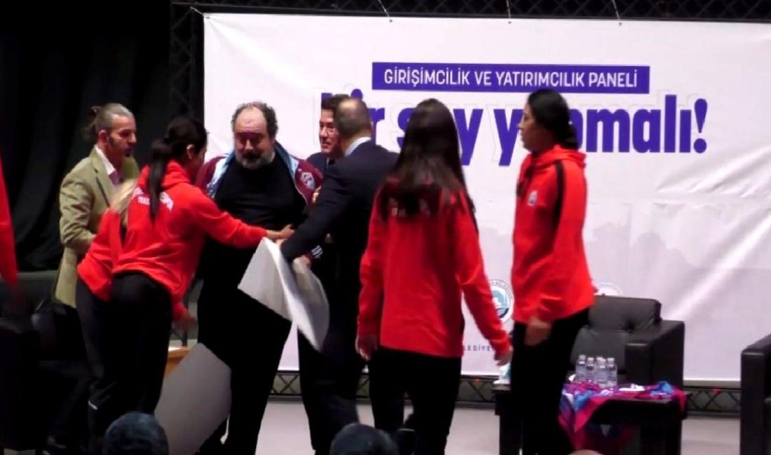 Nevzat Aydın Trabzon’da Girişimcilik Panelinde Rahatsızlandı Nevzat Aydın, Trabzon'da düzenlenen girişimcilik panelinde aniden rahatsızlandı. Etkinlikteki katılımcılar