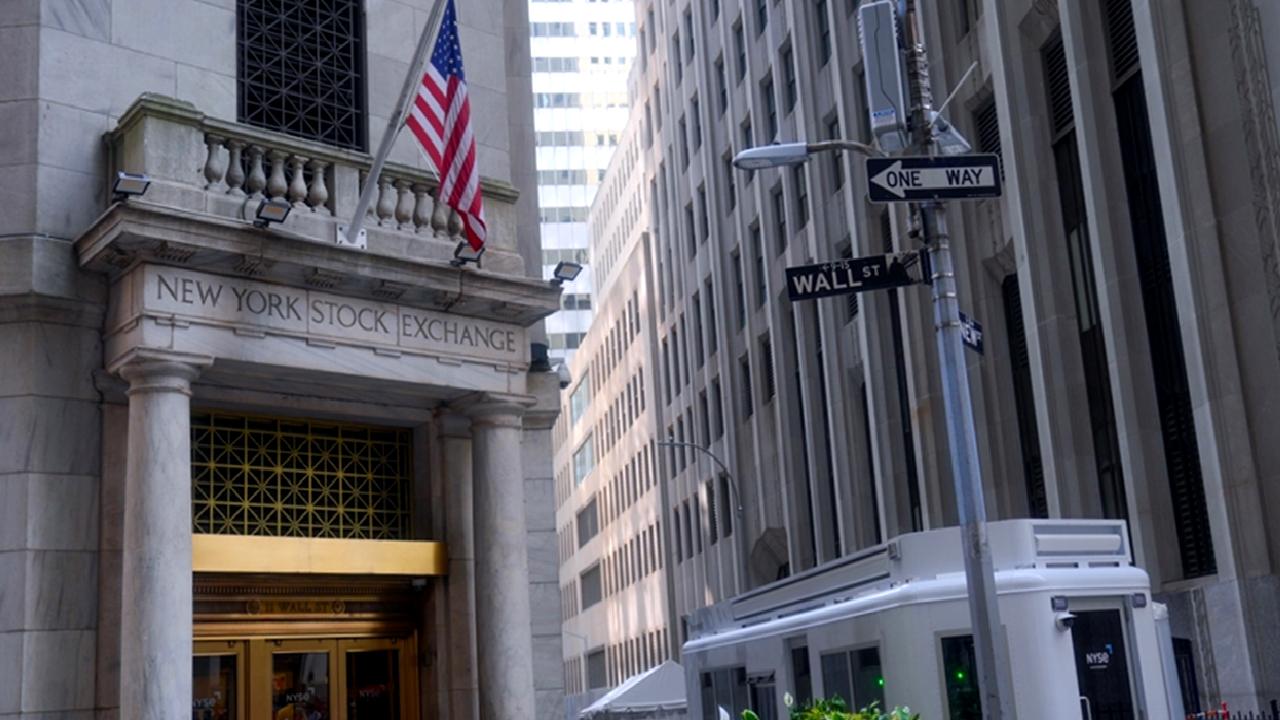 New York Borsası, açılışta yaşanan düşüşle yatırımcıları şaşırttı. Teknoloji hisselerinde