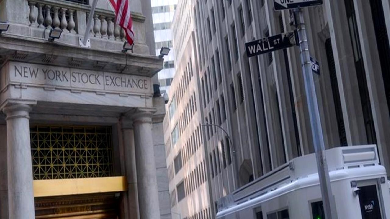 New York Borsasında yaşanan düşüşler, ekonomik verilerle birlikte değerlendiriliyor. Piyasa