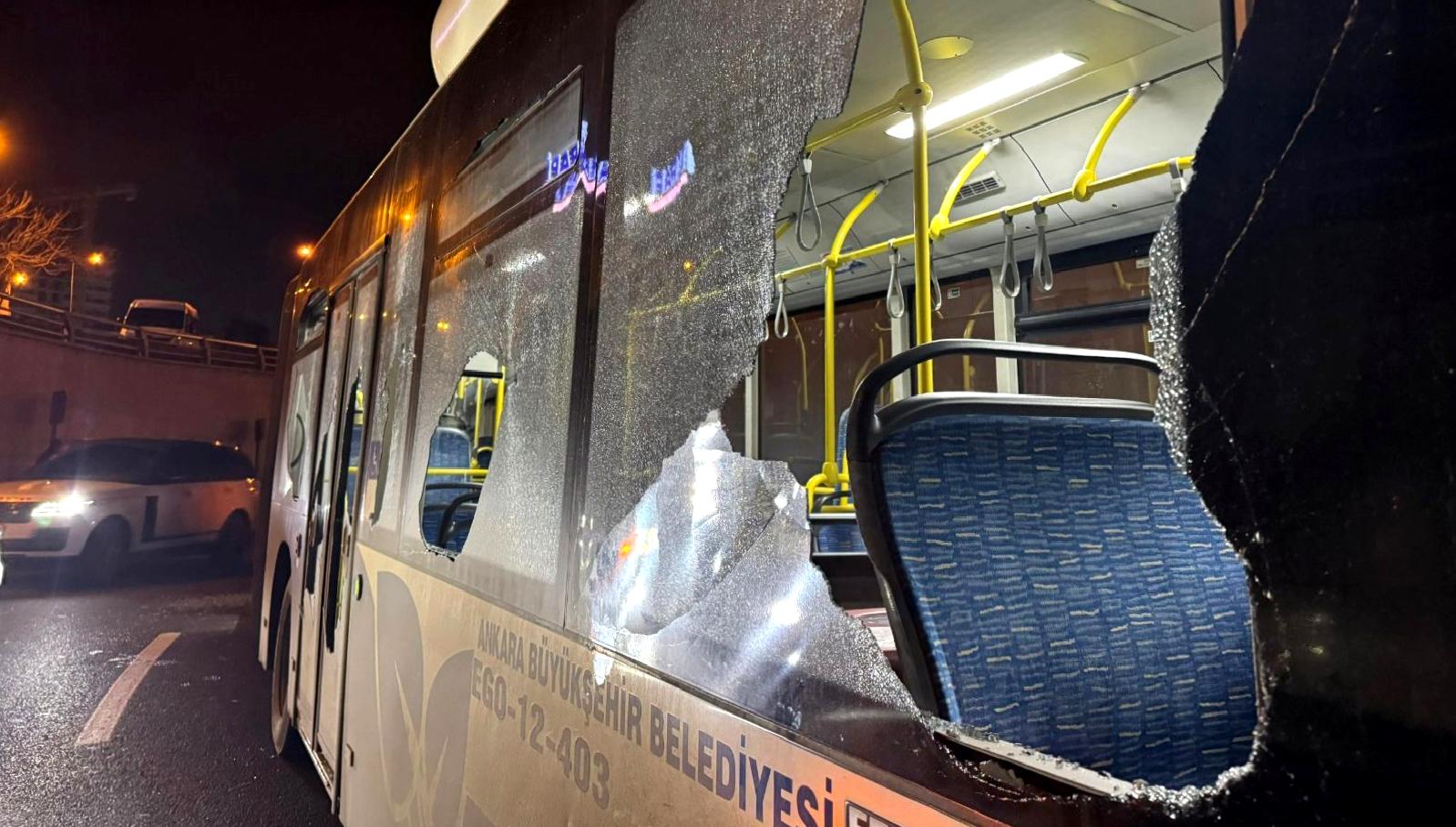 Pursaklar'da bir otobüs şoförüne yönelik saldırı olayı, güvenlik endişelerini artırdı.