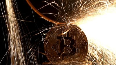 Robert Kiyosaki'nin Bitcoin tahminleriyle 2023'teki düşüş ve yükseliş fırsatlarını keşfedin.