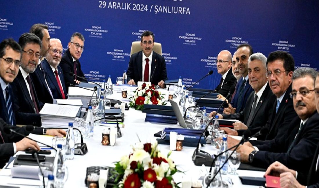 Şanlıurfa’da Bakanlar Toplantısı: İstihdam ve Ekonomi Üzerine Kritik Görüşmeler Şanlıurfa'da gerçekleştirilen bakanlar toplantısında istihdam ve ekonomi konuları ele alındı.