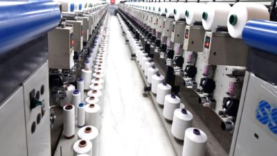 Sateks Tekstil, son dönemlerde yaşadığı zorluklarla iflas riskiyle karşı karşıya.