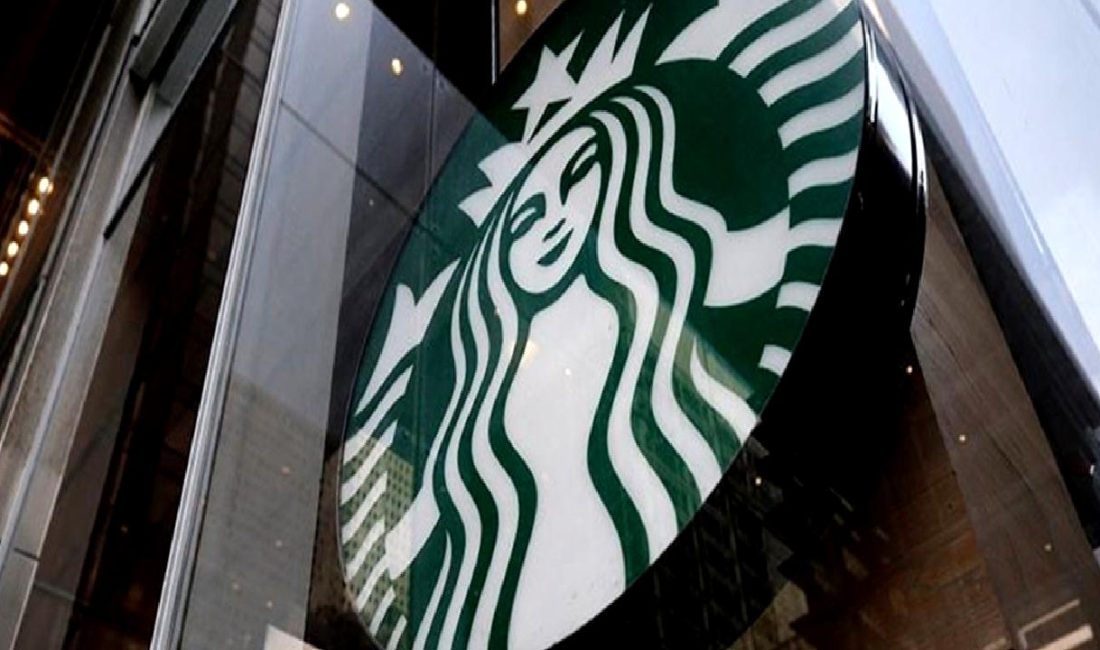 Starbucks Çalışanları Noel Arifesi İçin Grev Kararı Aldı Starbucks çalışanları, Noel arifesinde daha iyi çalışma koşulları ve hakları
