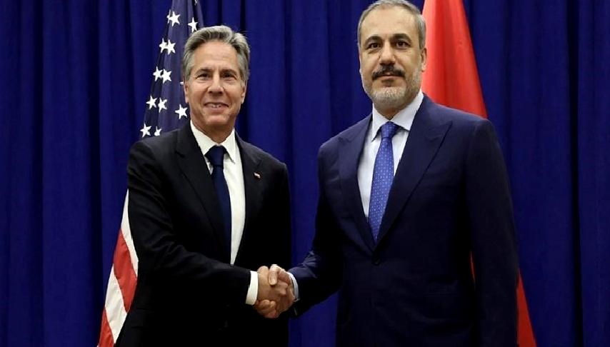 Suriye Üzerine Dışişleri Bakanı Hakan Fidan’ın Değerlendirmeleri Dışişleri Bakanı Hakan Fidan, Suriye konusundaki güncel gelişmeleri değerlendiriyor. Türkiye'nin