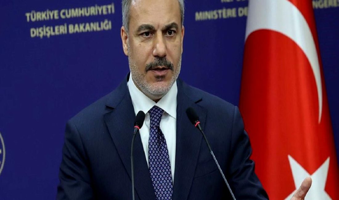 Suriye'de tarihsel bir dönüm noktasına odaklanan bu içerikte, Hakan Fidan'ın