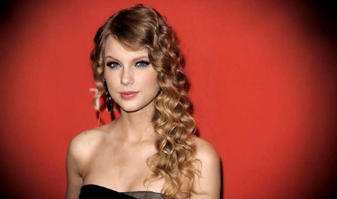 Taylor Swift’in Eras Tour Turnesi Taylor Swift'in Eras Tour Turnesi, müzikseverlere unutulmaz anlar sunuyor. Farklı